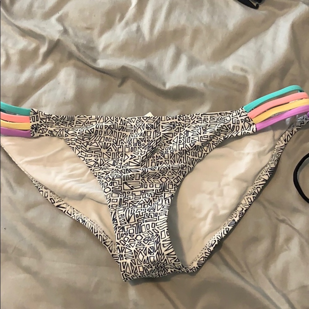 Body glove bathing suit bottoms